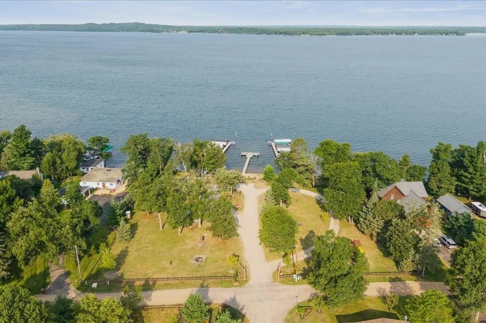 20535 Ward Avenue Brainerd, MN 56401