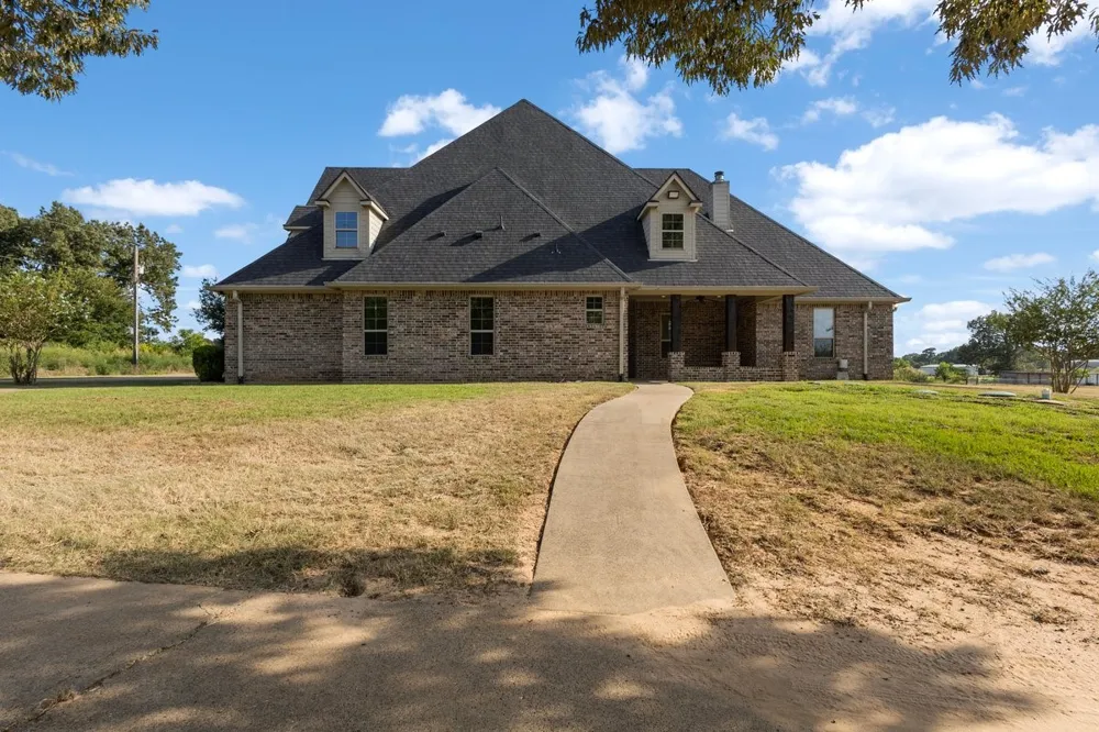 7820 Molina Drive Tyler, TX 75704
