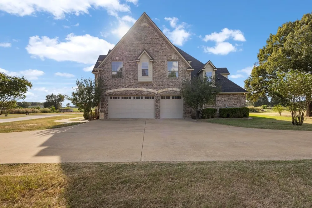 7820 Molina Drive Tyler, TX 75704