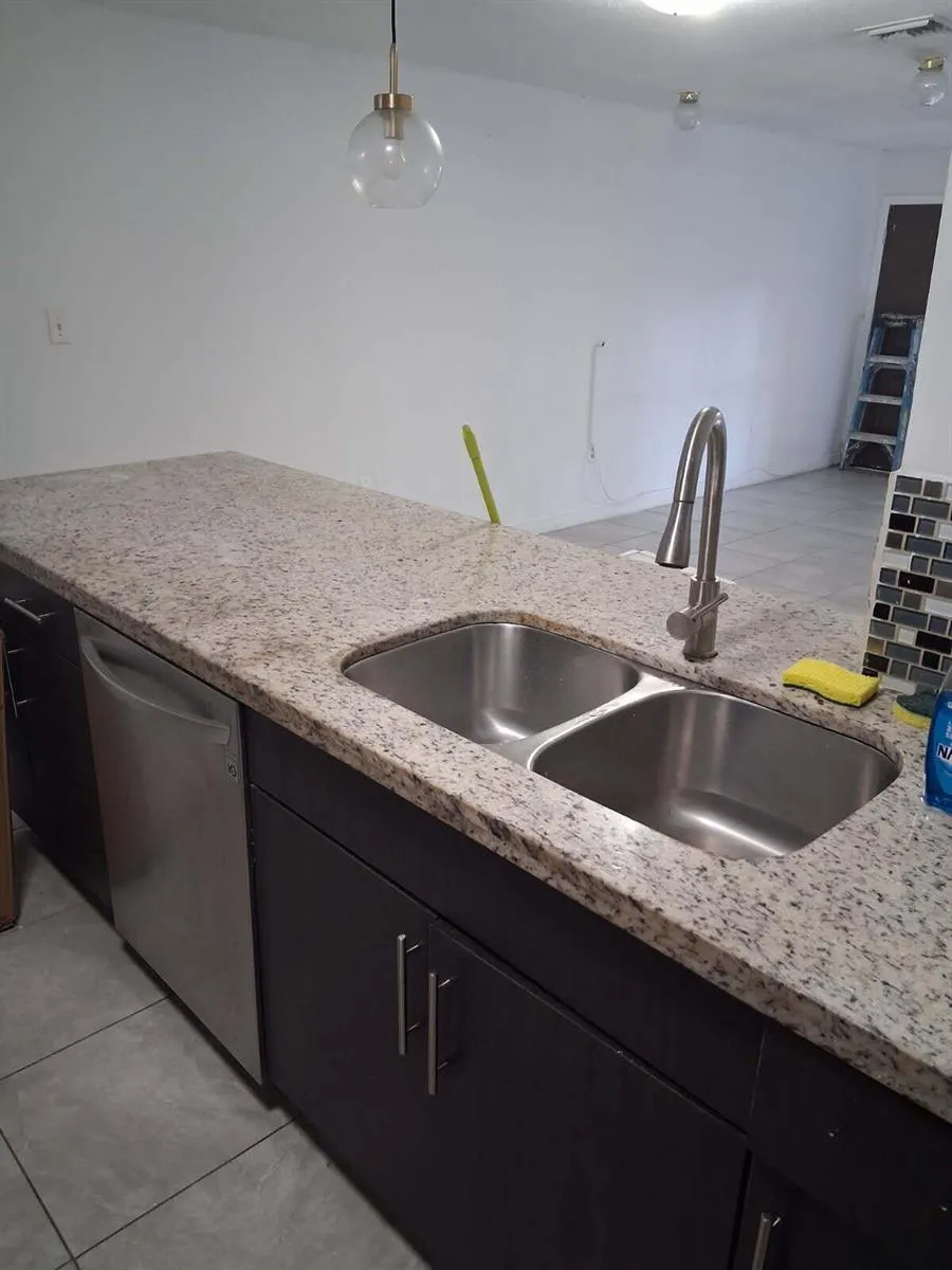 3718 NW 213th Street Miami Gardens, FL 33055