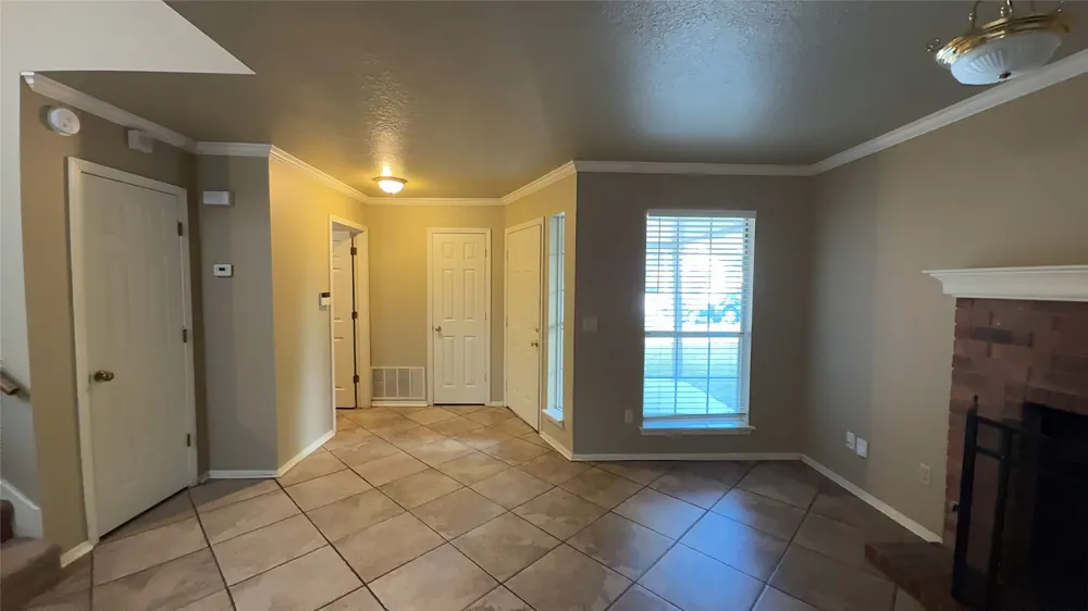 2811 W 62ND STREET Tulsa, OK 74132