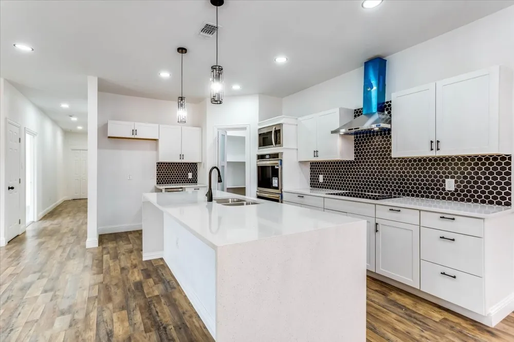 2726 Carpenter Avenue Dallas, TX 75215