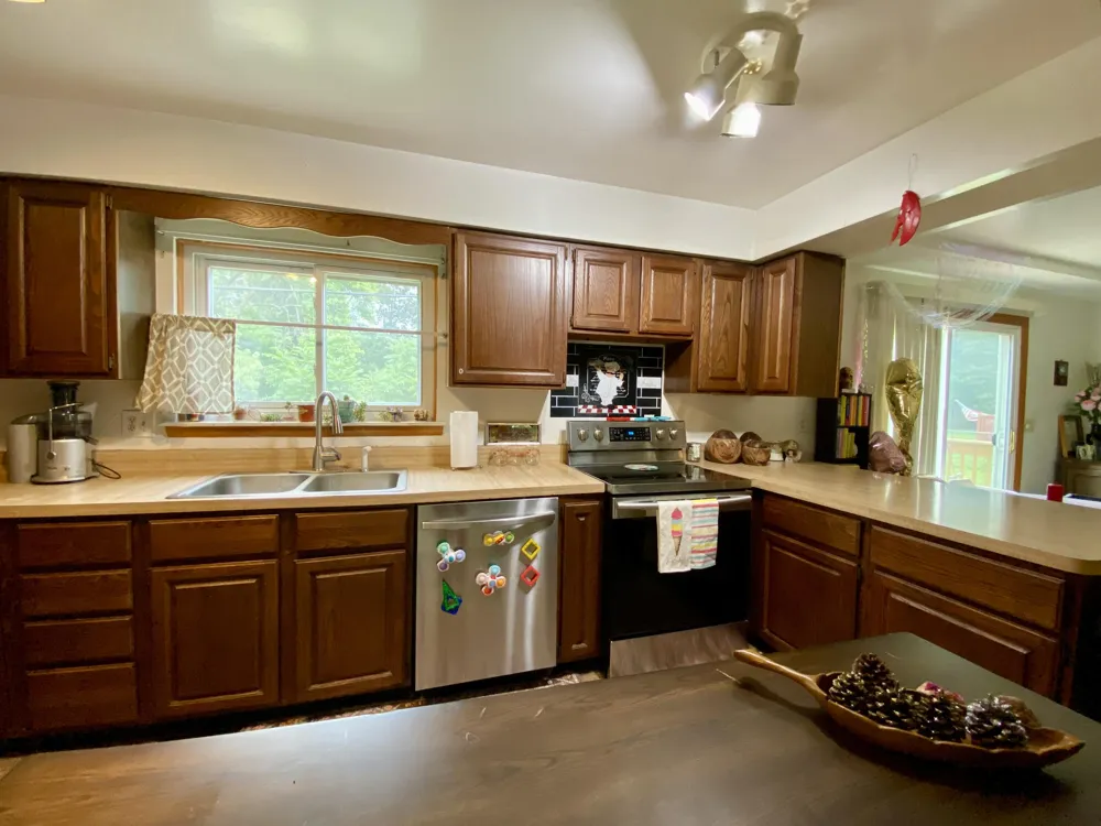 9070 Walnut Drive Whitmore Lake, MI 48189