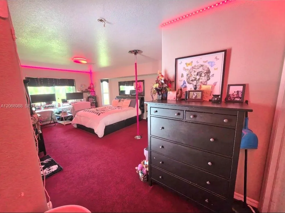 278 White Marsh Ln Other City - In The State Of Florida, FL 33947