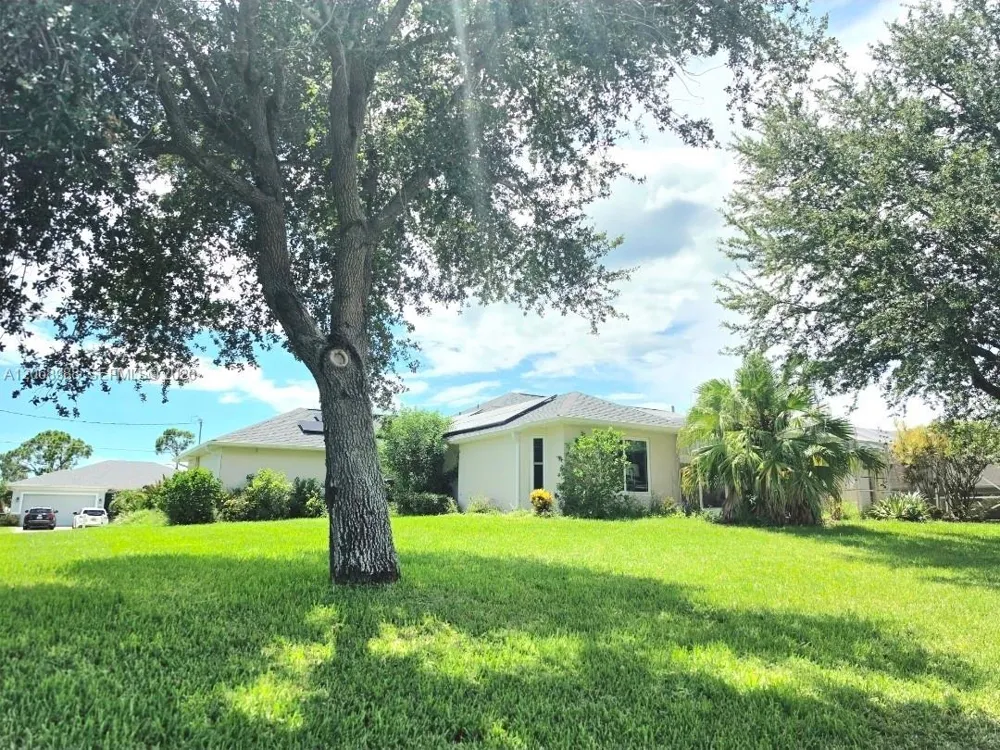 278 White Marsh Ln Other City - In The State Of Florida, FL 33947