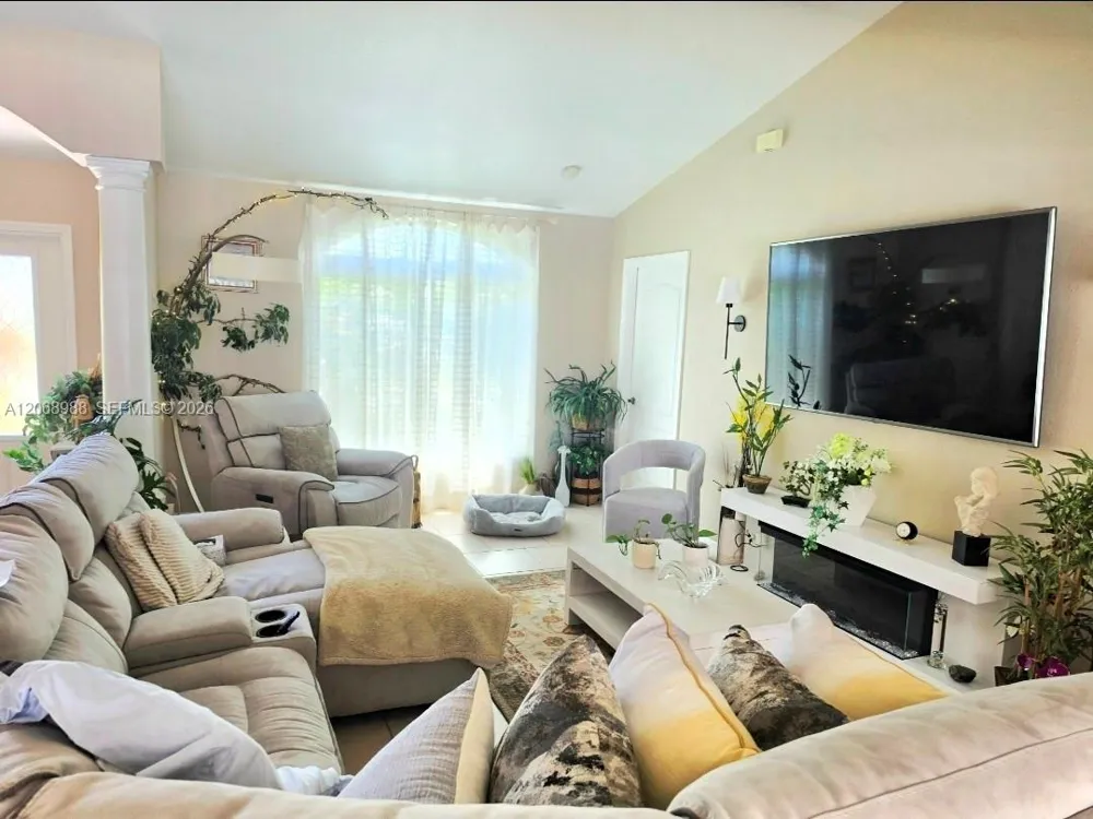 278 White Marsh Ln Other City - In The State Of Florida, FL 33947