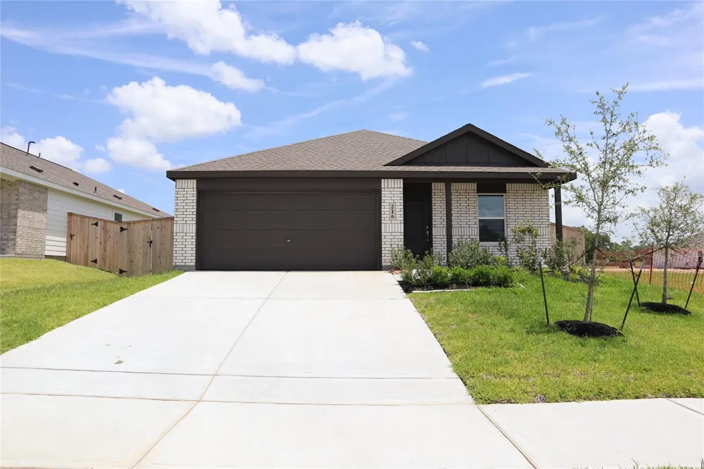 216 Lantana Ln Huntsville, TX 77340