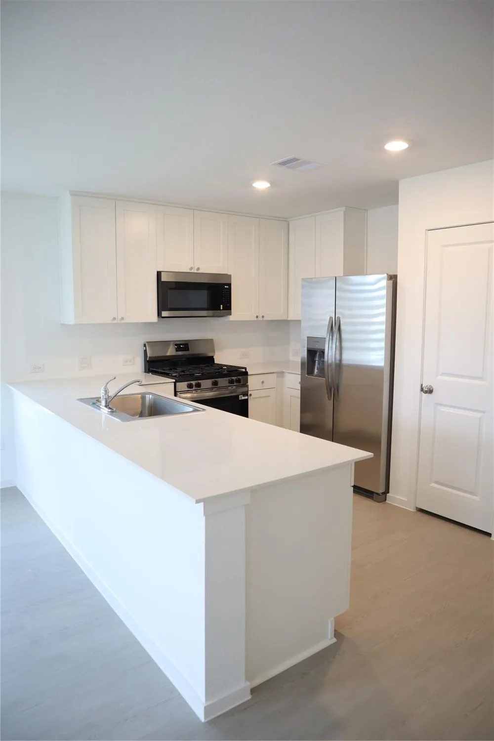 216 Lantana Ln Huntsville, TX 77340