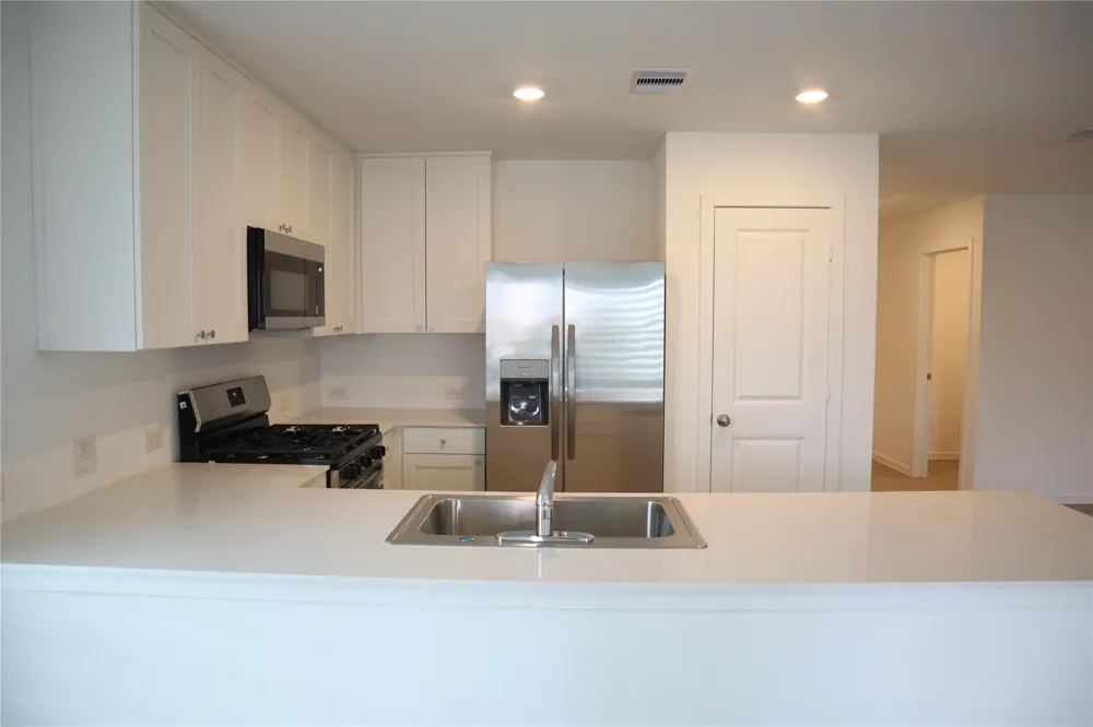 216 Lantana Ln Huntsville, TX 77340