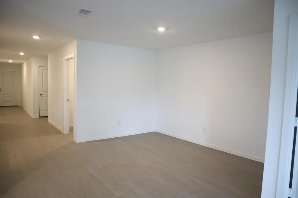 216 Lantana Ln Huntsville, TX 77340