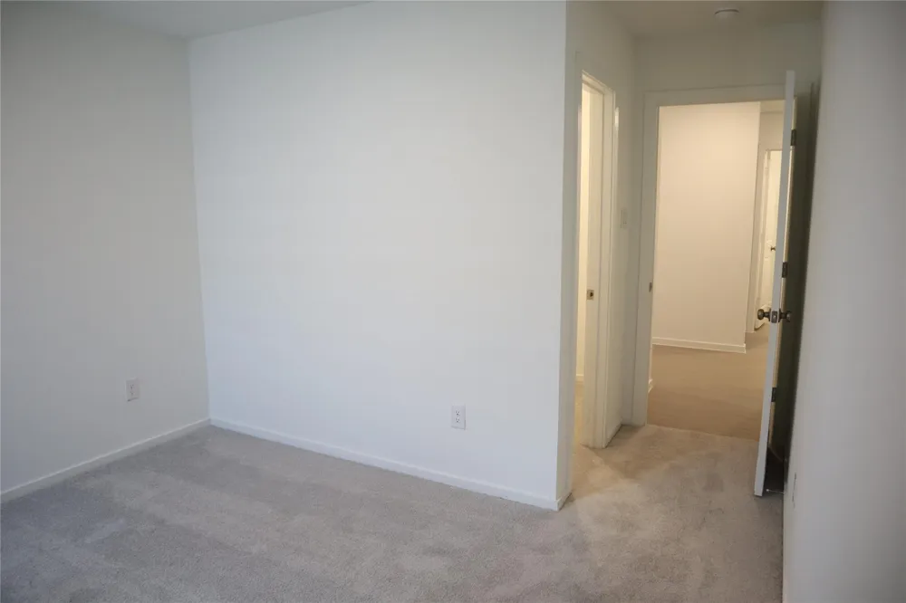 216 Lantana Ln Huntsville, TX 77340
