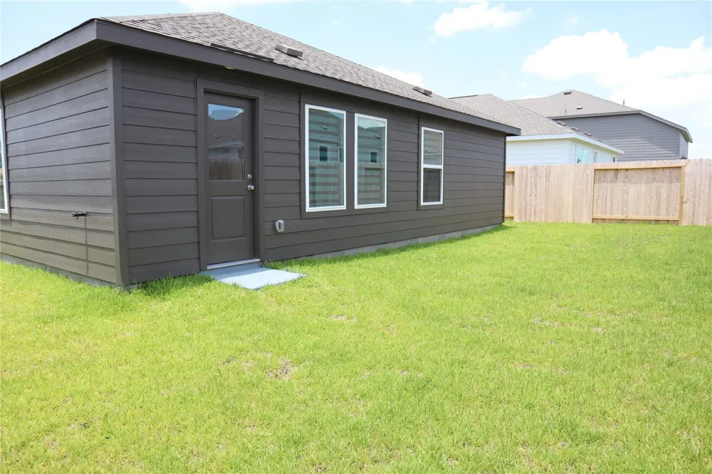 216 Lantana Ln Huntsville, TX 77340