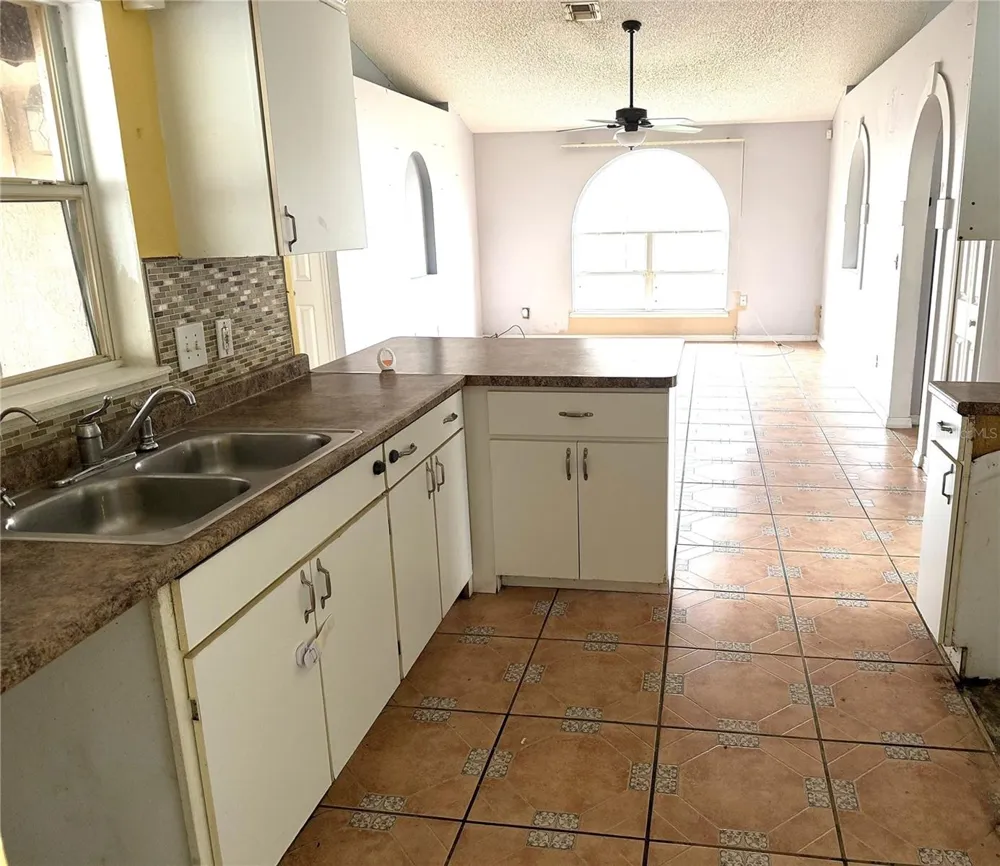 3208 KINGS RIDGE TERRACE Deltona, FL 32725