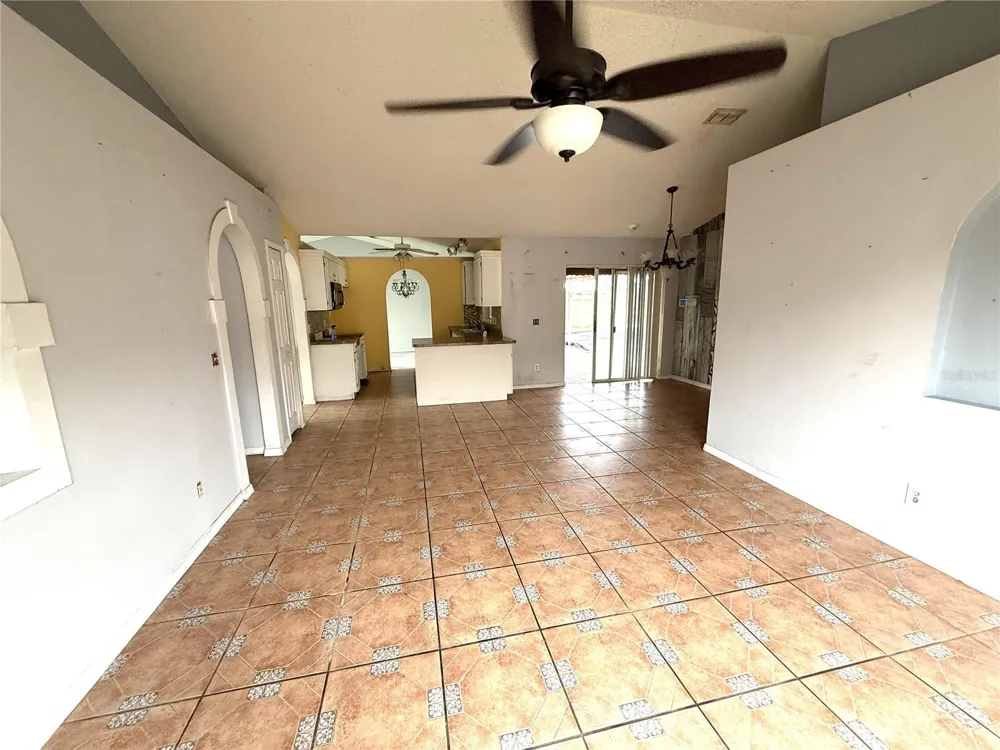 3208 KINGS RIDGE TERRACE Deltona, FL 32725