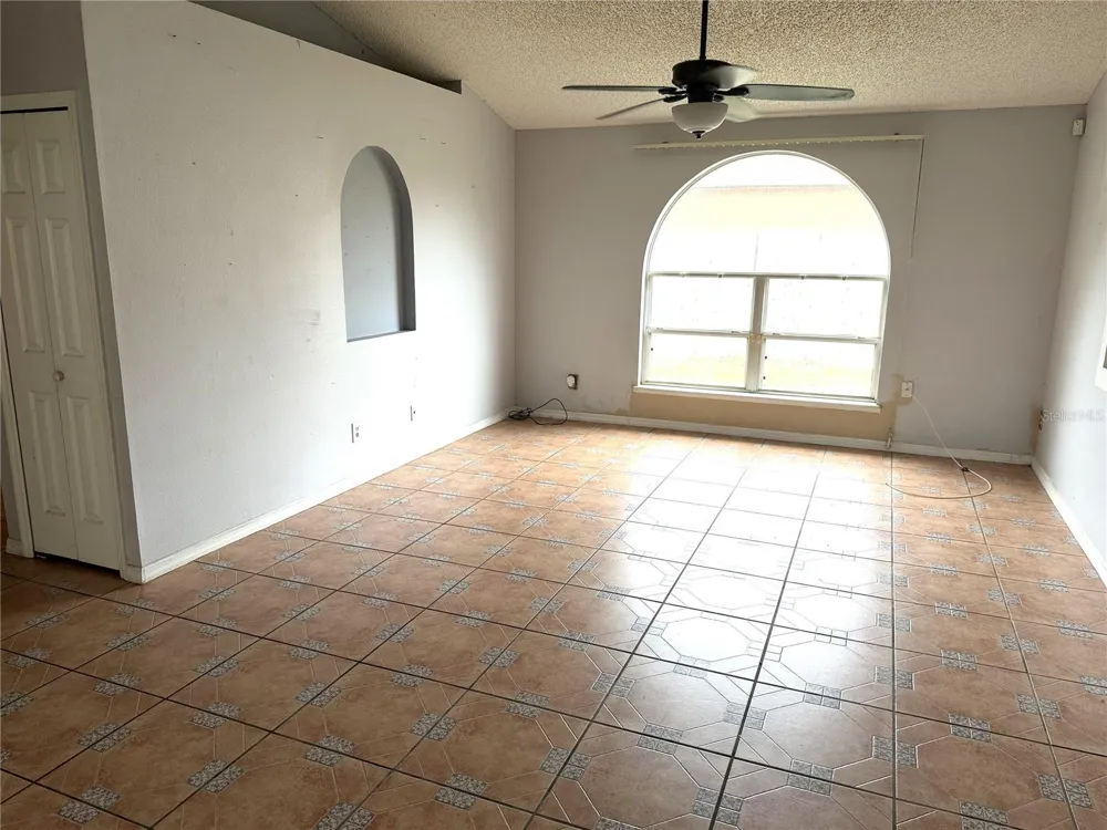 3208 KINGS RIDGE TERRACE Deltona, FL 32725