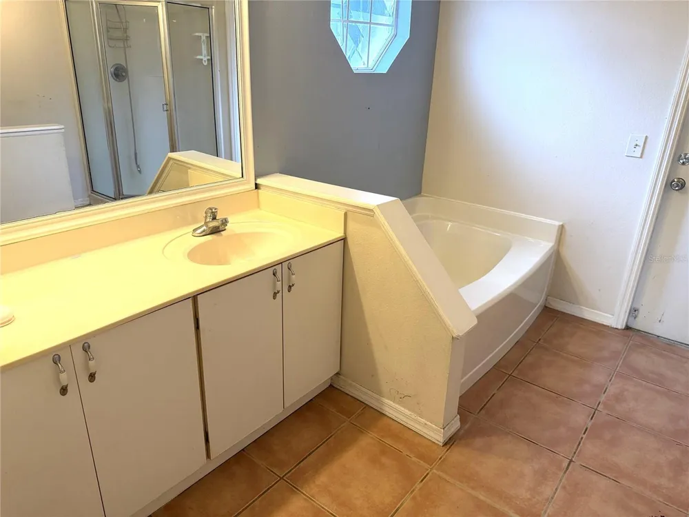 3208 KINGS RIDGE TERRACE Deltona, FL 32725