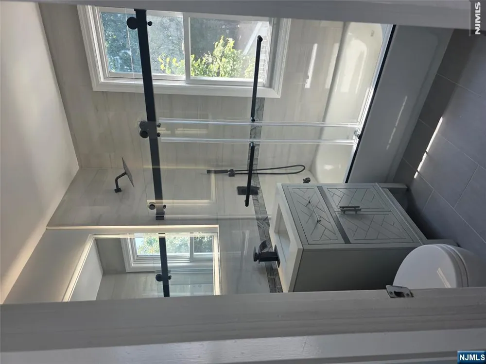 270 40th Street Irvington, NJ 07111