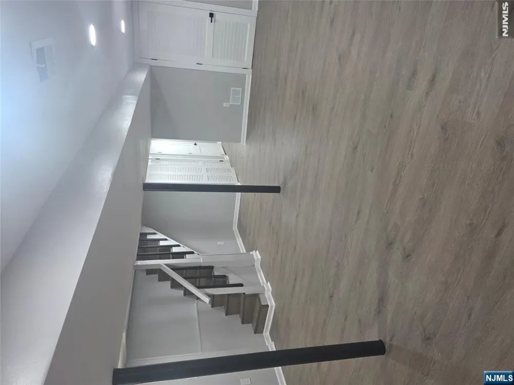 270 40th Street Irvington, NJ 07111