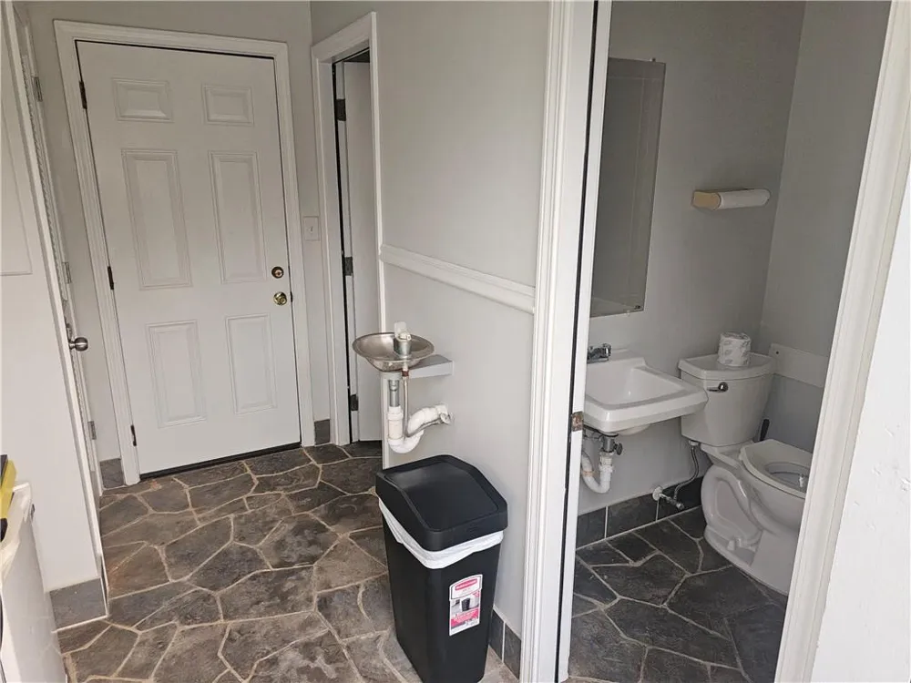 1909 Brian Way Decatur, GA 30033