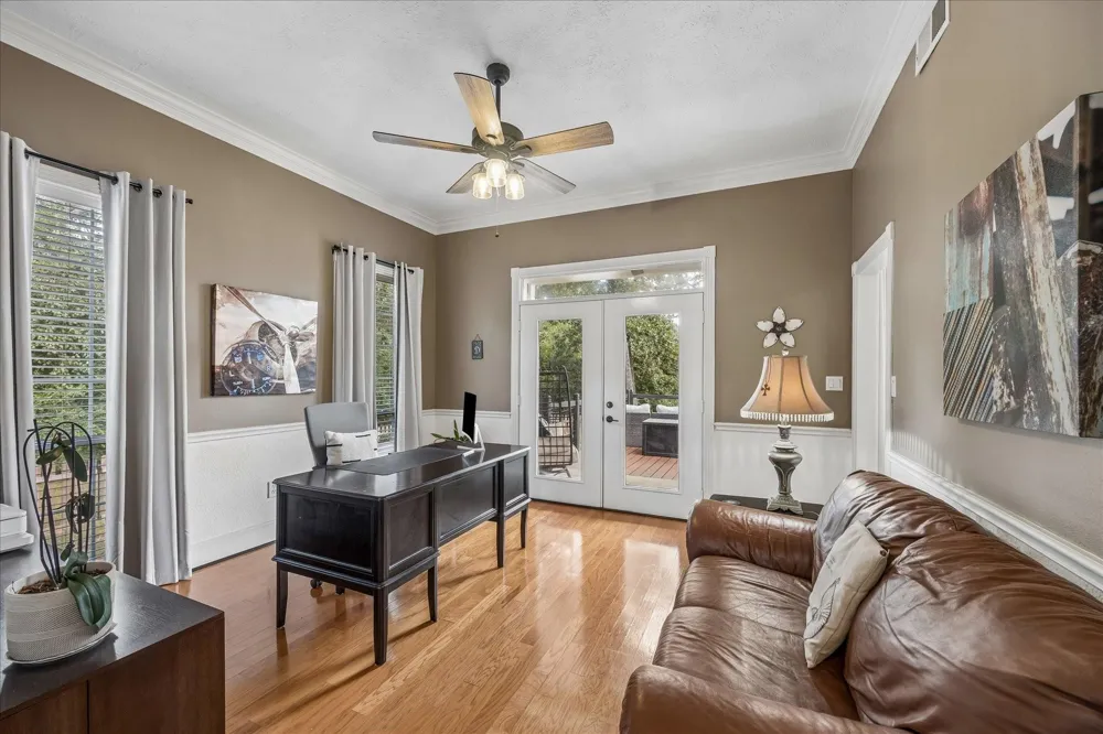 475 Piney Creek Road Bellville, TX 77418
