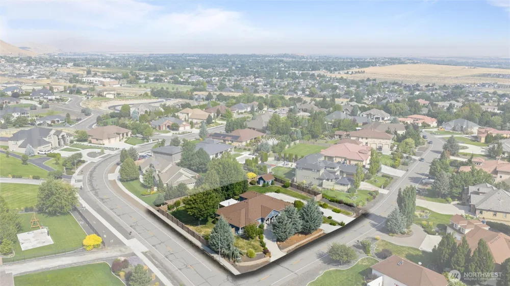1191 Pinto Loop Richland, WA 99352