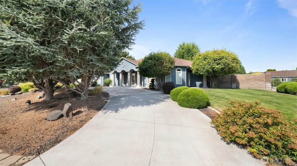 1191 Pinto Loop Richland, WA 99352