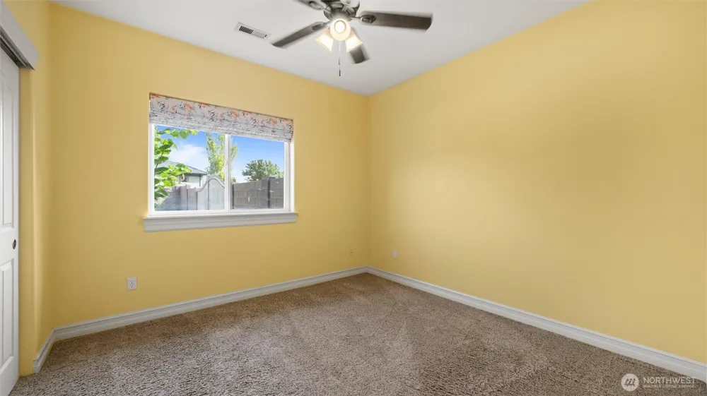 1191 Pinto Loop Richland, WA 99352