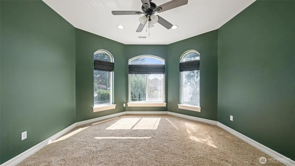 1191 Pinto Loop Richland, WA 99352