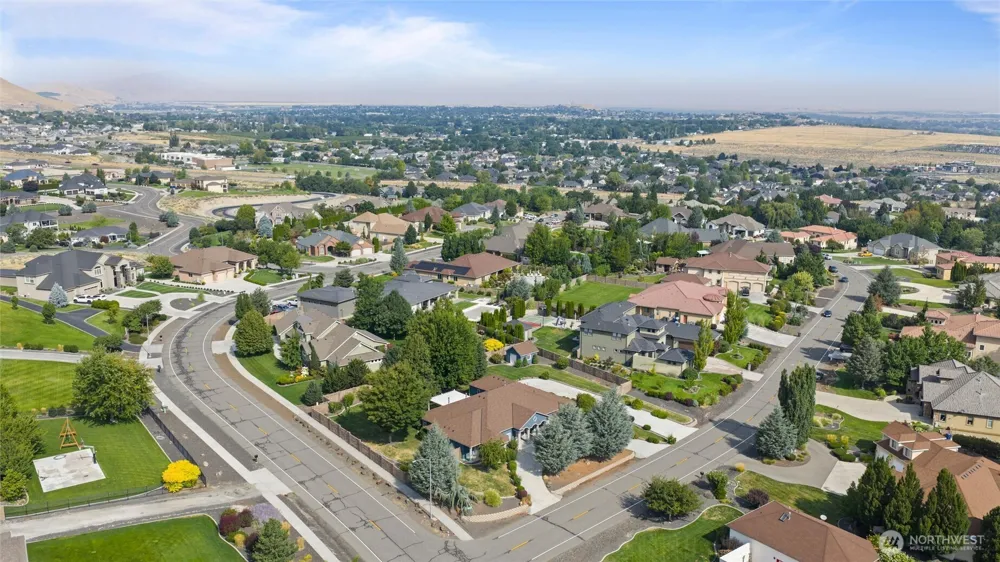 1191 Pinto Loop Richland, WA 99352