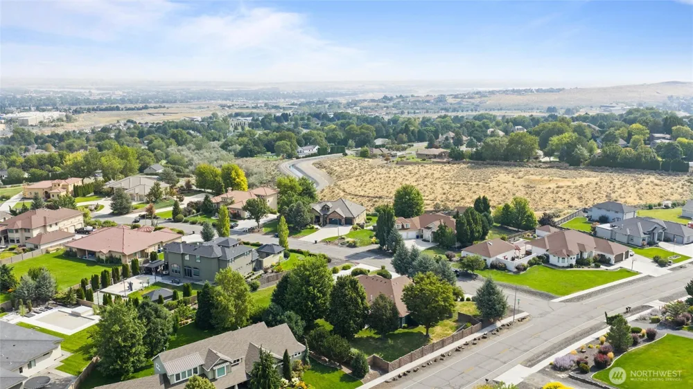 1191 Pinto Loop Richland, WA 99352