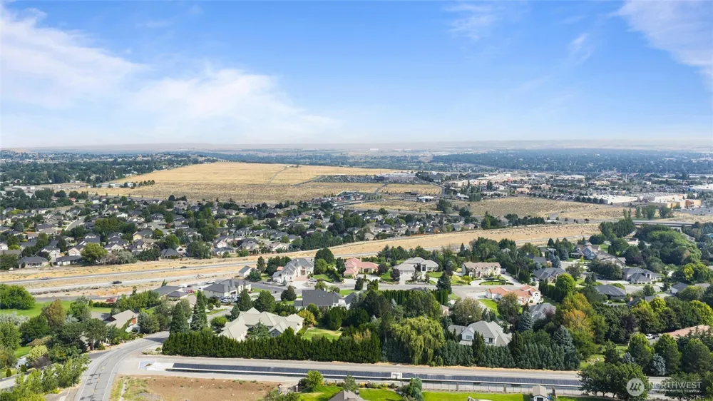 1191 Pinto Loop Richland, WA 99352