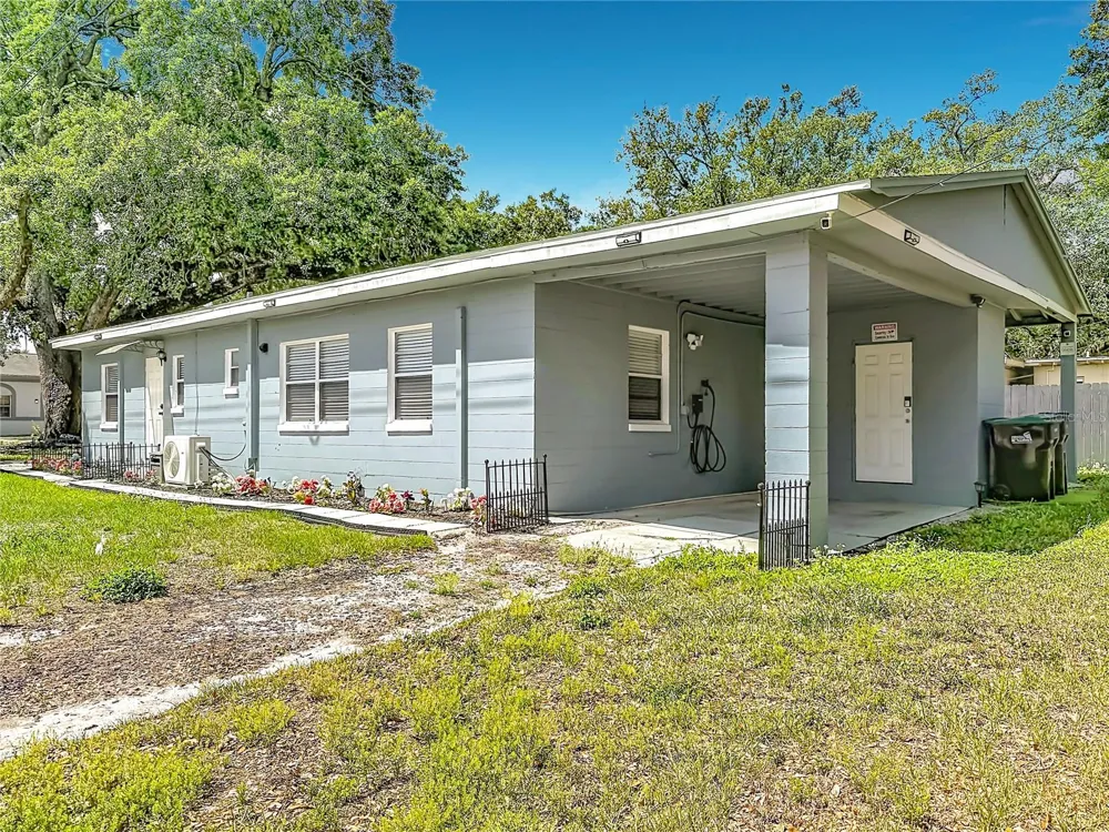 927 HOFFNER AVENUE Orlando, FL 32809