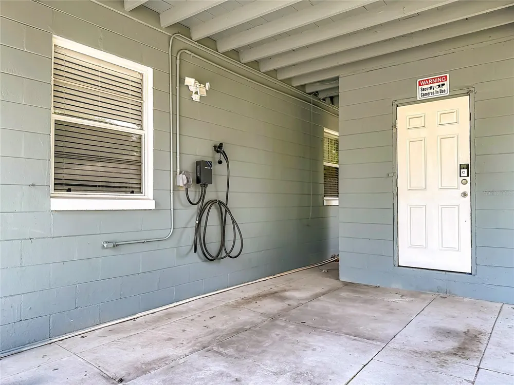 927 HOFFNER AVENUE Orlando, FL 32809