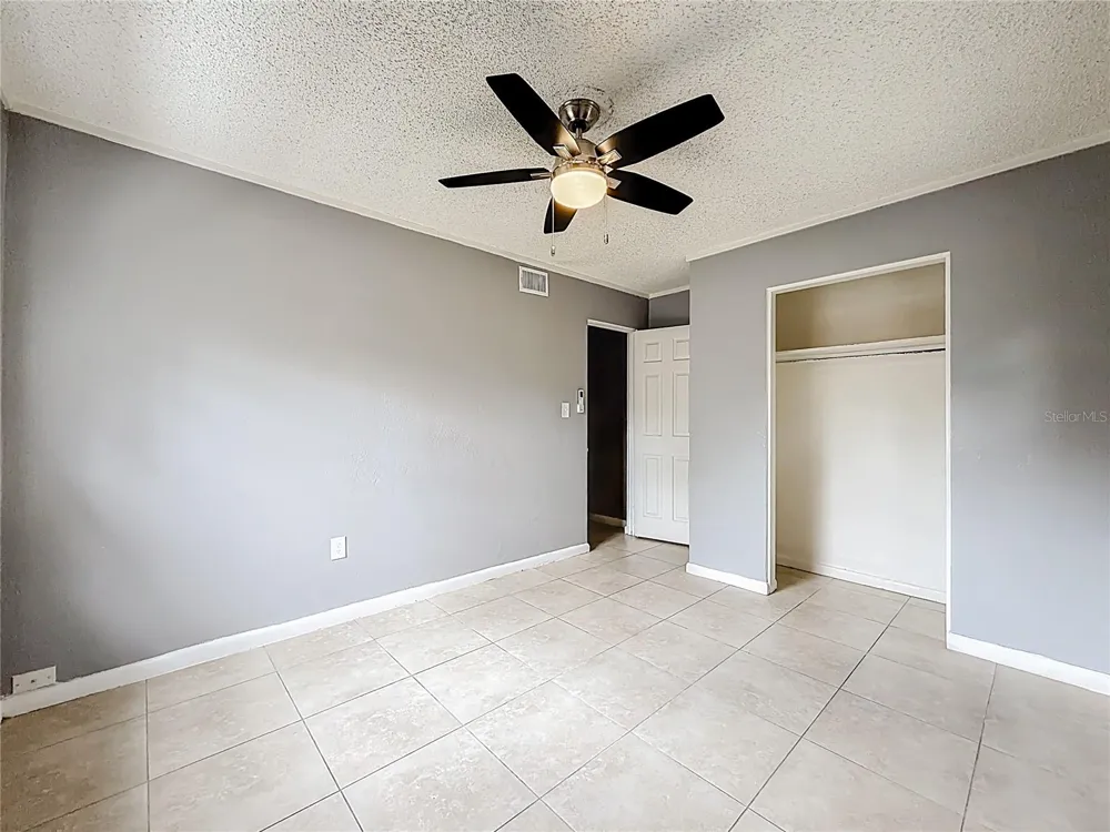 927 HOFFNER AVENUE Orlando, FL 32809