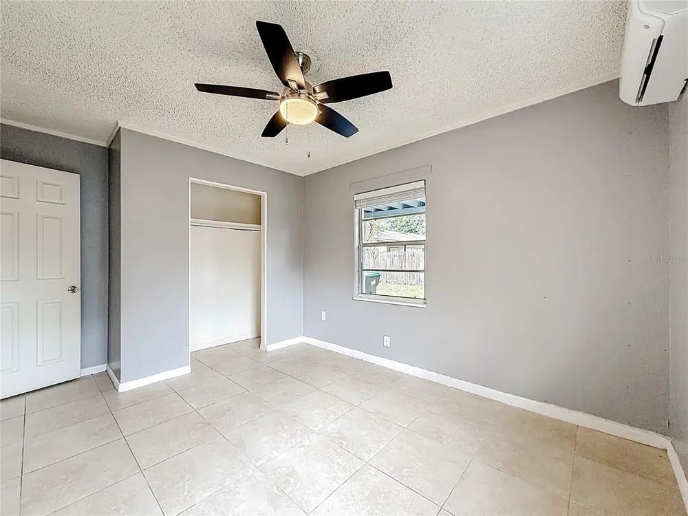 927 HOFFNER AVENUE Orlando, FL 32809