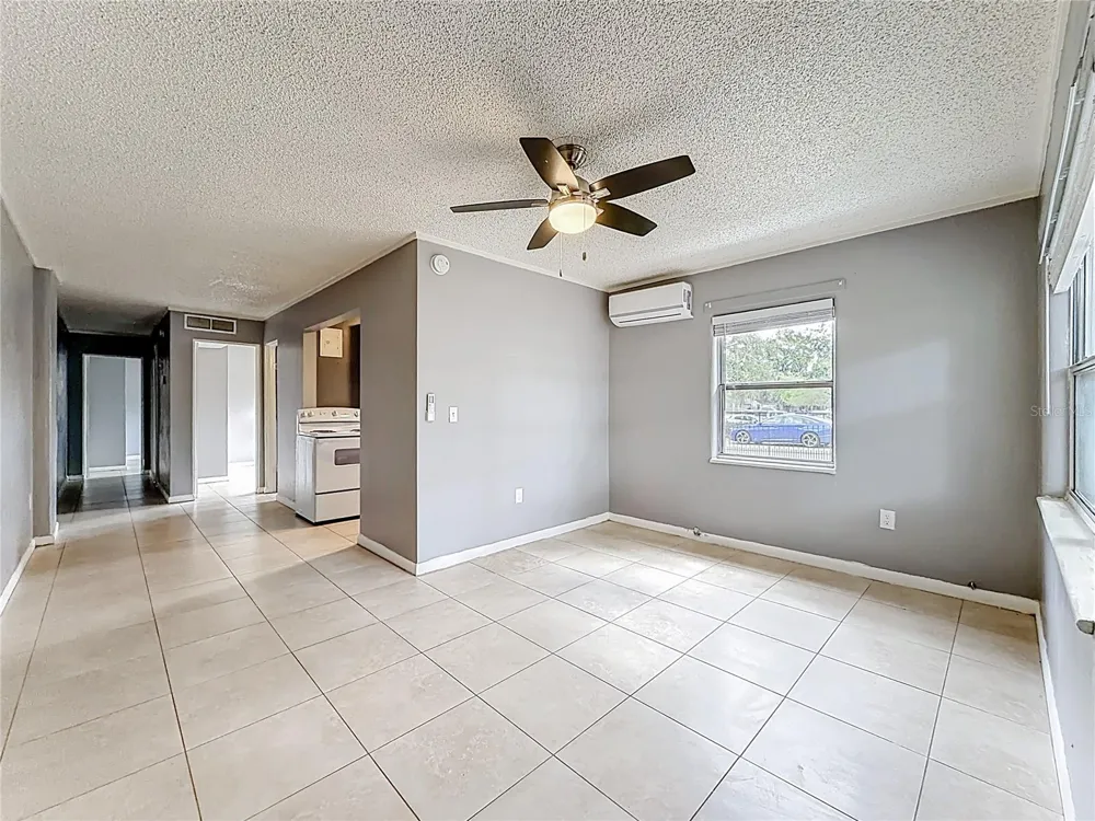 927 HOFFNER AVENUE Orlando, FL 32809