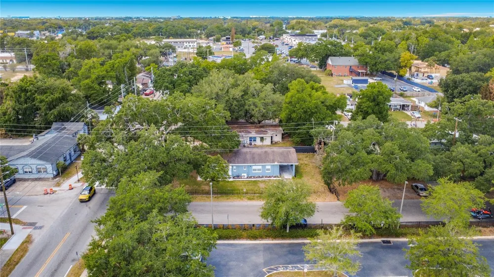 927 HOFFNER AVENUE Orlando, FL 32809