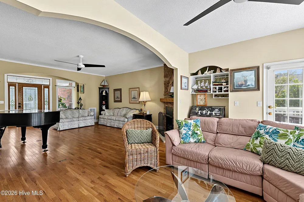 6840 Weeping Willow Place SW Ocean Isle Beach, NC 28469