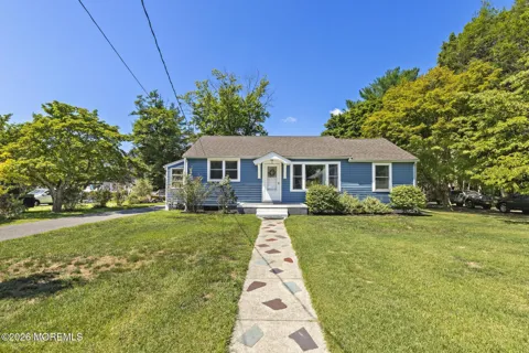 16 S Maple Avenue