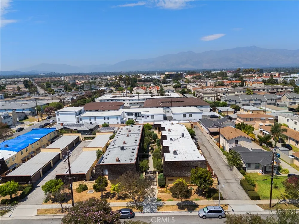 303 W Linda Vista Avenue #19 Alhambra, CA 91801