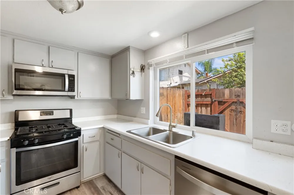 303 W Linda Vista Avenue #19 Alhambra, CA 91801