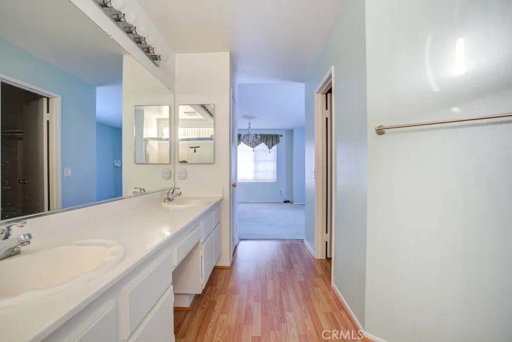 15984 Paul Court Chino Hills, CA 91709