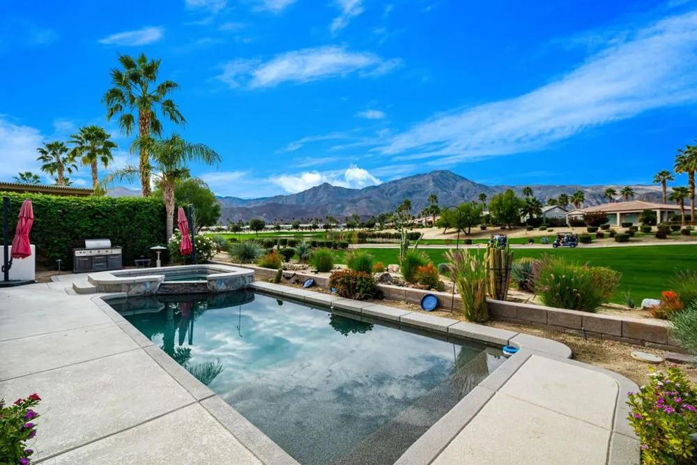 60907 Fire Barrel Drive La Quinta, CA 92253