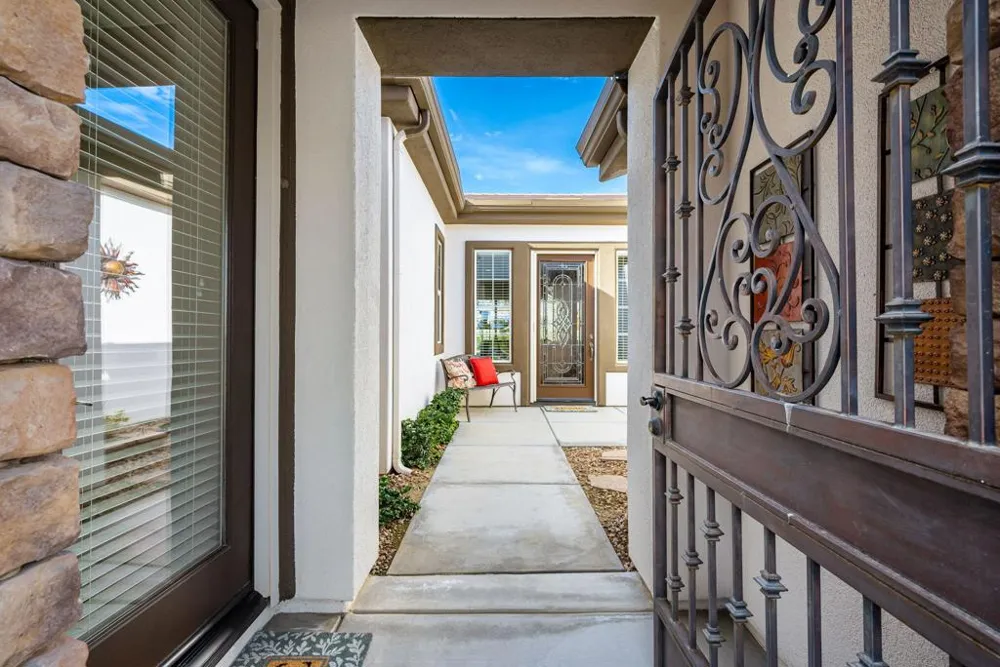 60907 Fire Barrel Drive La Quinta, CA 92253