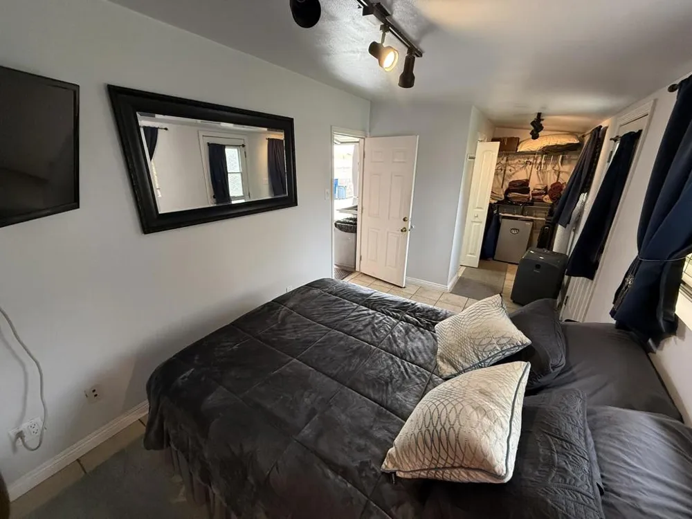 633 E G STREET Ontario, CA 91764