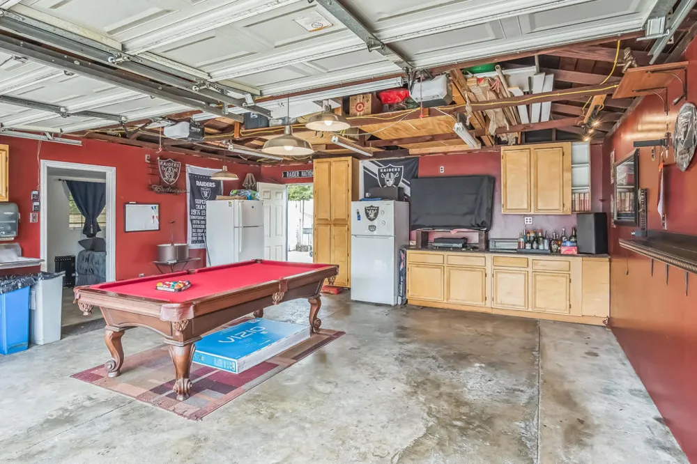 633 E G STREET Ontario, CA 91764