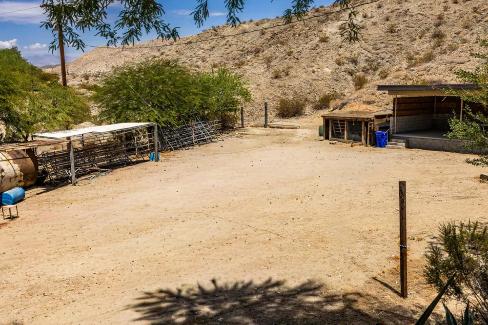 16430 Evans Lane Desert Hot Springs, CA 92241