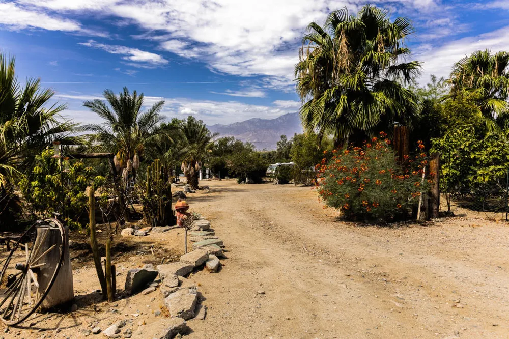 16430 Evans Lane Desert Hot Springs, CA 92241