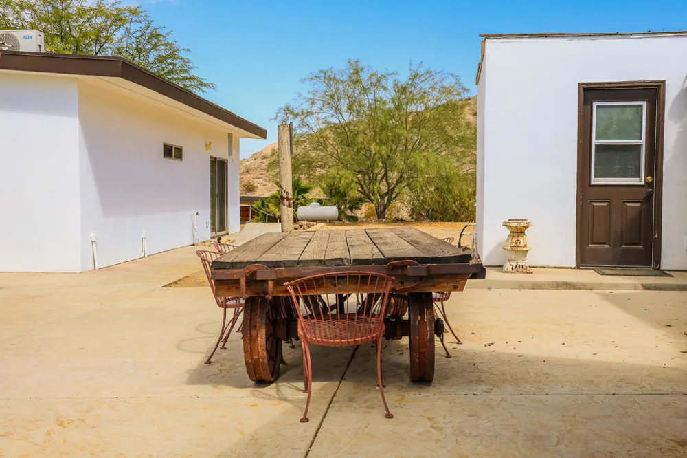 16430 Evans Lane Desert Hot Springs, CA 92241
