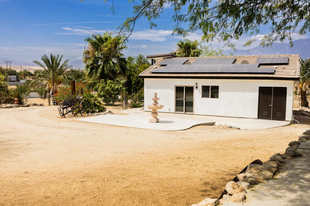 16430 Evans Lane Desert Hot Springs, CA 92241